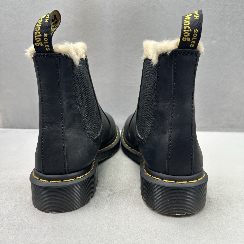 Dr Martens 2976 Leonore Womens Size 6 Chelsea Boots Black Leather Faux Fur Lined - Picture 4 of 8